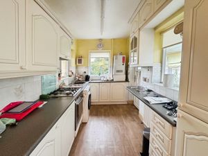 Kitchen- click for photo gallery